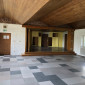 saal und bühne leer